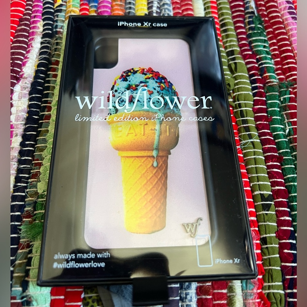 Wildflower iPhone XR Case - Jesse Rutherford LE Mint Chip